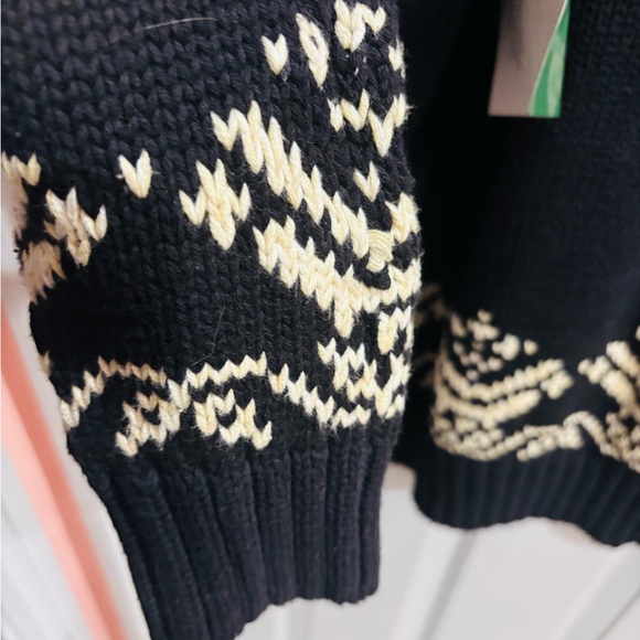 Black Sweater with Red and White Nordic Pattern - Picture 4 of 6